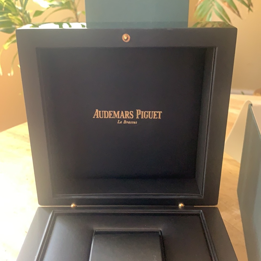 AUDEMARS PIGUET Le Brassus Gift Box Set - - Picture 7 of 16